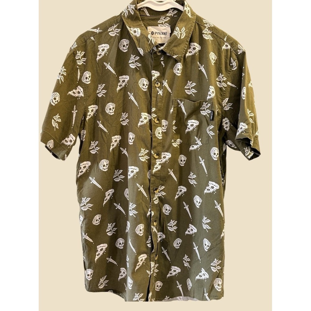 Pyknic Men's Olive Green Short-Sleeve Button-Down Shirt with Skull,Pizza,Sword